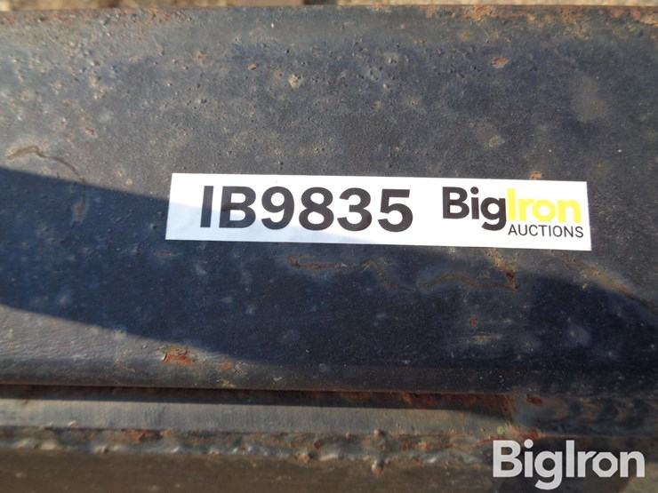 m's-repair-pallet-forks-skid-steer-attachment-image-12