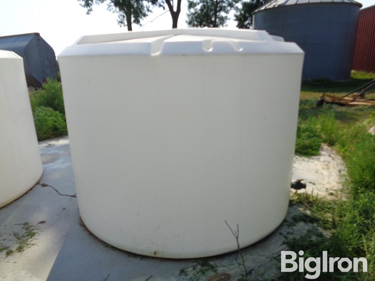 ace-roto-mold-1,500-gal-poly-tank-image-5