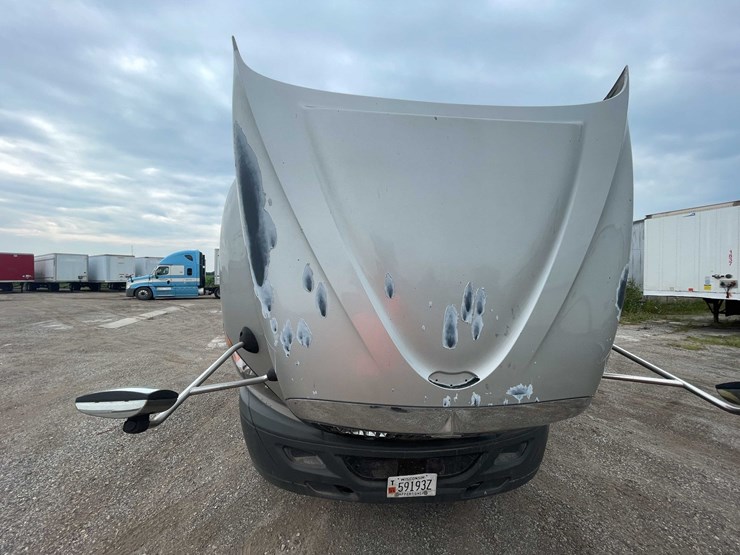 2016-international-prostar-image-56