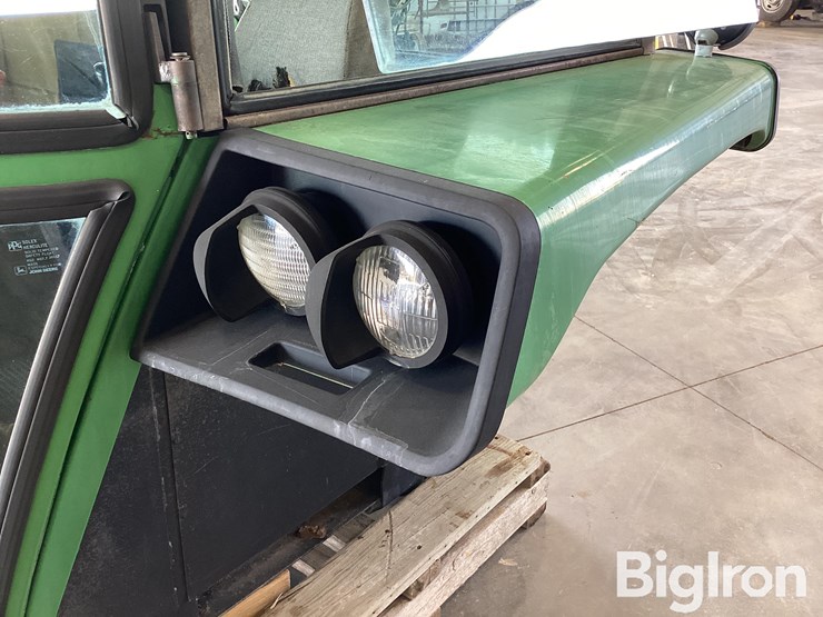 john-deere-4240-image-16