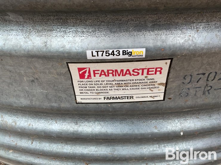 farmaster-575-gal-livestock-tank-image-11