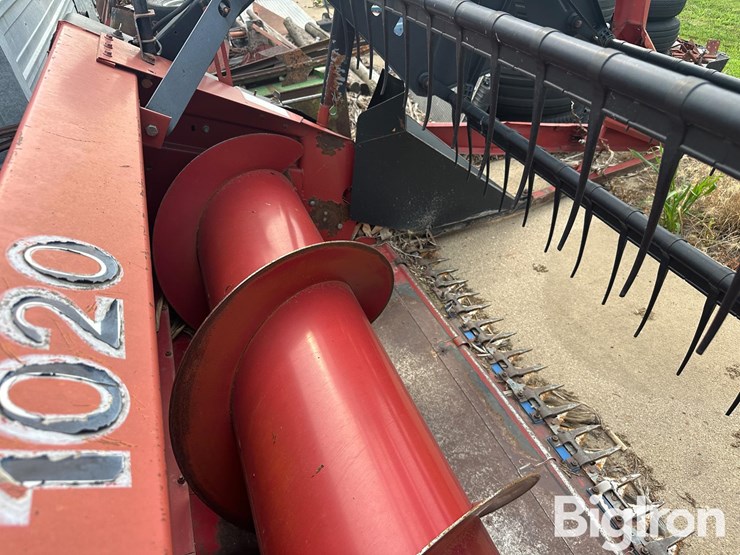 case-ih-1020-image-19