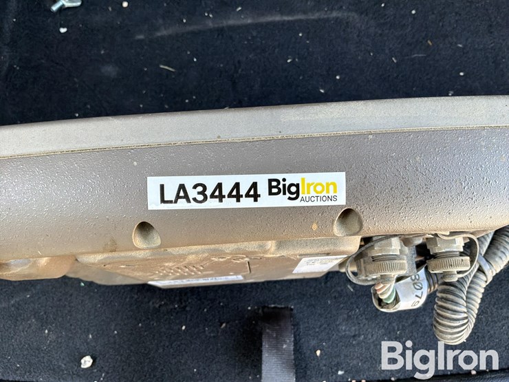 2015-john-deere-2630-image-9