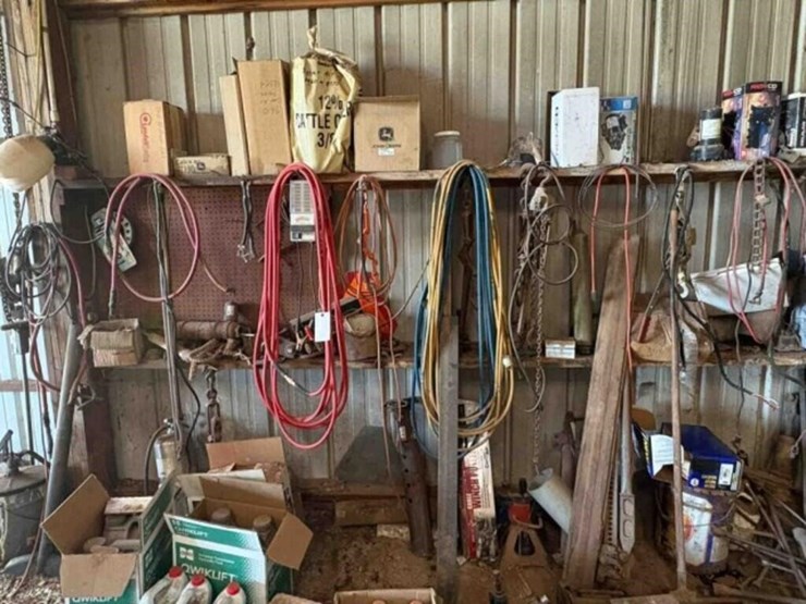 contents-of-ne-wall---assort.-of-tools-image-1