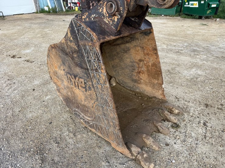 2000-hitachi-ex200-lc-image-21