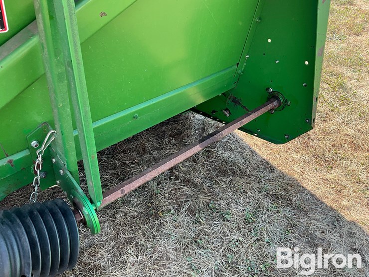 john-deere-645-image-16