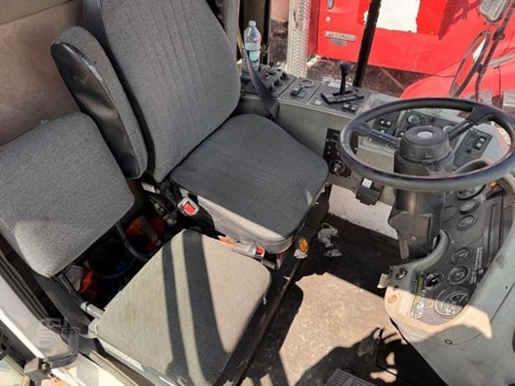 global-m4-mechanical-street-sweeper-image-14