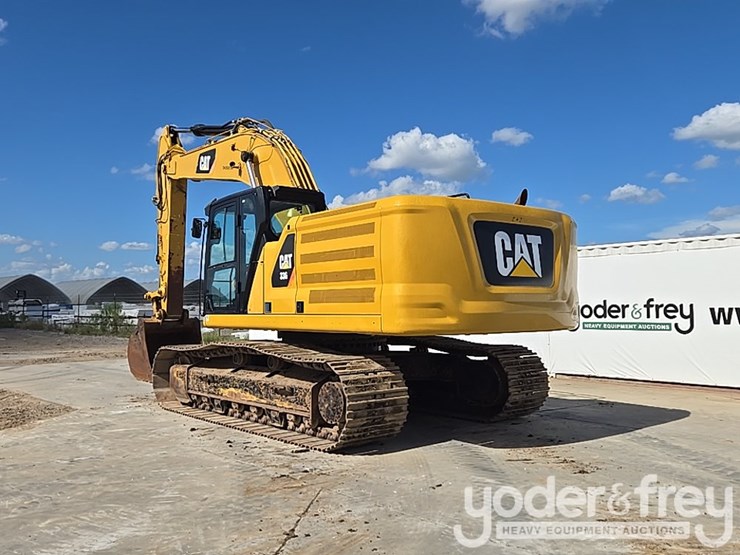 2019-caterpillar-336-image-3