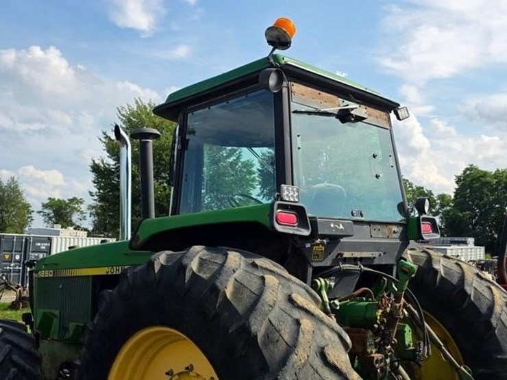john-deere-4850-image-23