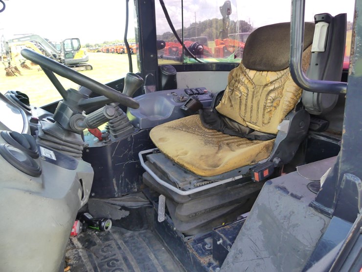 kubota-r530-image-14