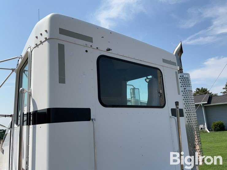 1999-kenworth-t800-image-19