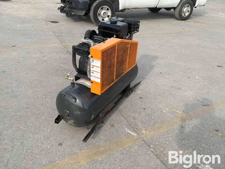 2025-massey-ferguson-730-image-5