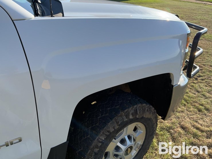 2018-chevrolet-silverado-2500hd-image-9