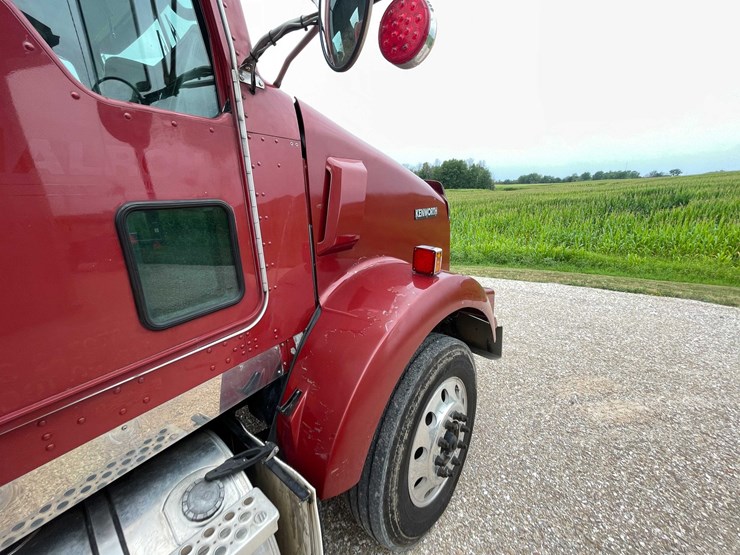 2006-kenworth-t800-image-58