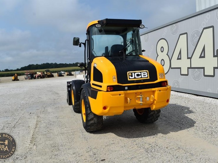 2023-jcb-409-image-14