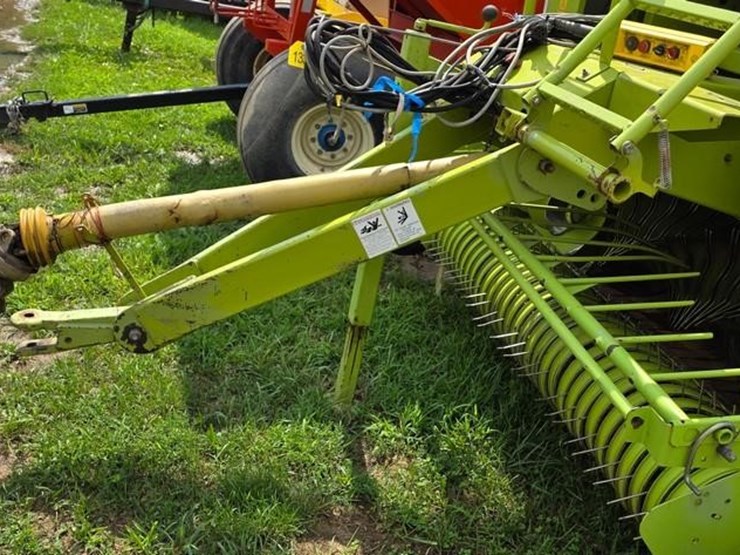claas-rollant-250rc-image-16