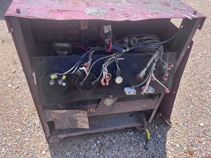 #2565-•-lincoln-electric-dc-600-welding-machine-|-for-parts/repairs-image-3