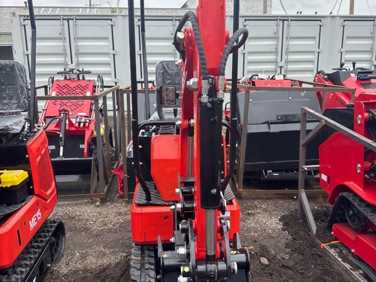 new-sd-lanch-co-mini-excavator-model-me15-image-2