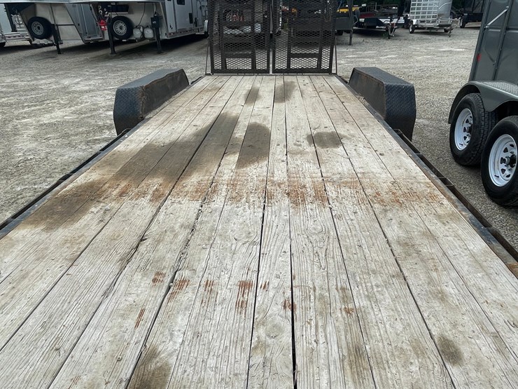 #411-•-2018-pj-7-x20'-flatbed-(has-wi-title)-(helenville,-wi)-image-8