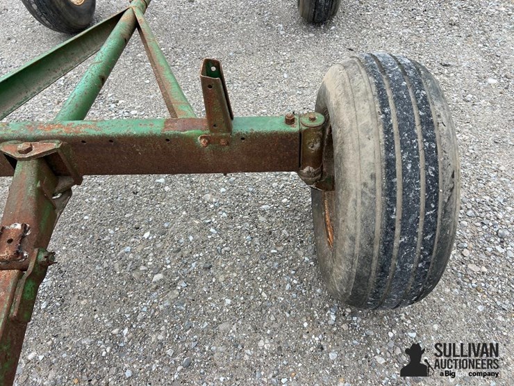 deere-tires-image-16