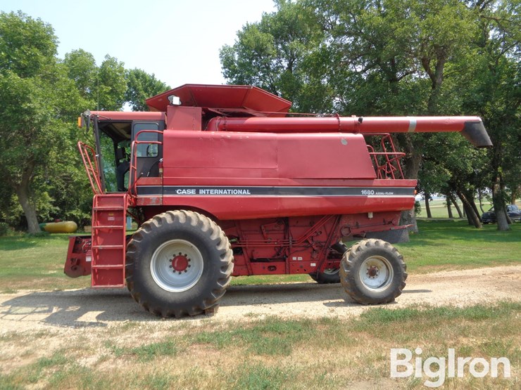 1989-case-ih-1680-image-8