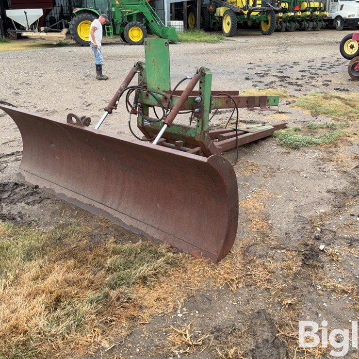 JOHN DEERE 534