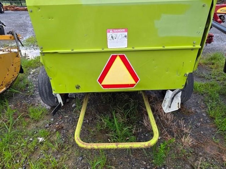claas-round-baler-image-10