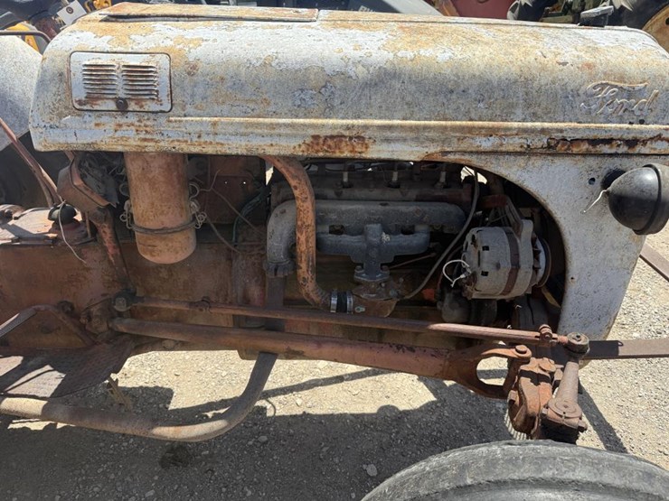 ford-tractor-image-7