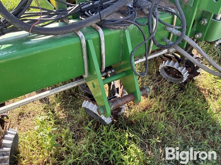 1990-john-deere-7300-image-16