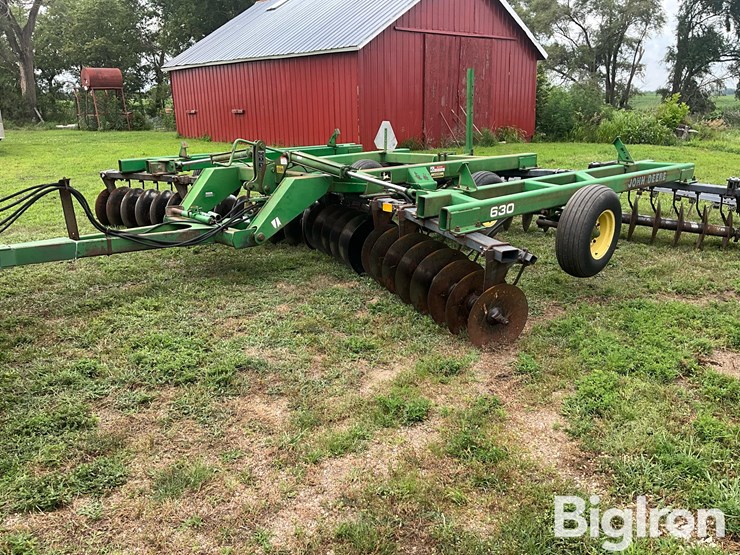 john-deere-630-image-9