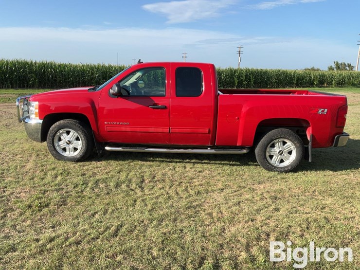 2013-chevrolet-1500-image-8