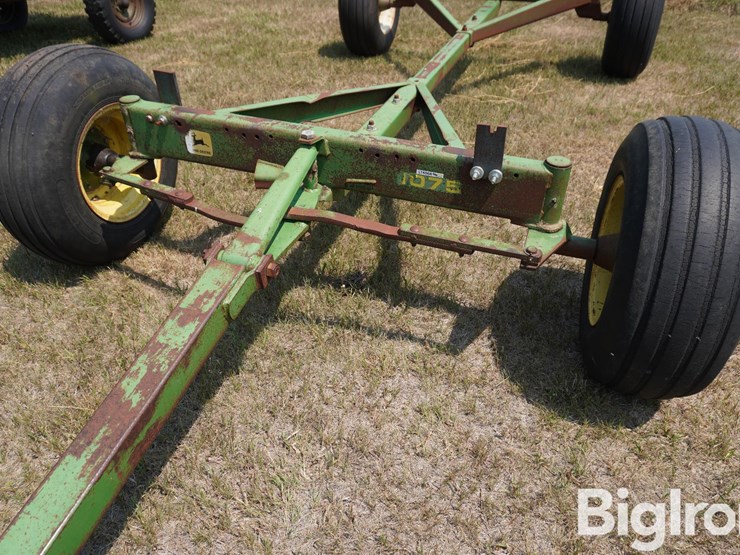 john-deere-1075-image-16