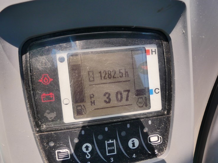 kubota-kx080-4-image-17
