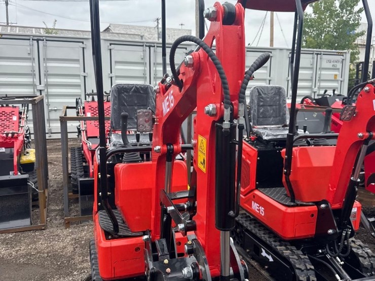 new-sd-lanch-co-mini-excavator-model-me15-image-2