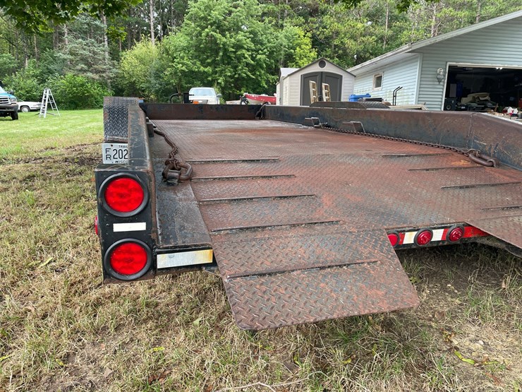 #415-•-2006-butler-tandem-axle-tilt-deck-trailer-(has-wi-title)-(sun-prairie,-wi)-image-7