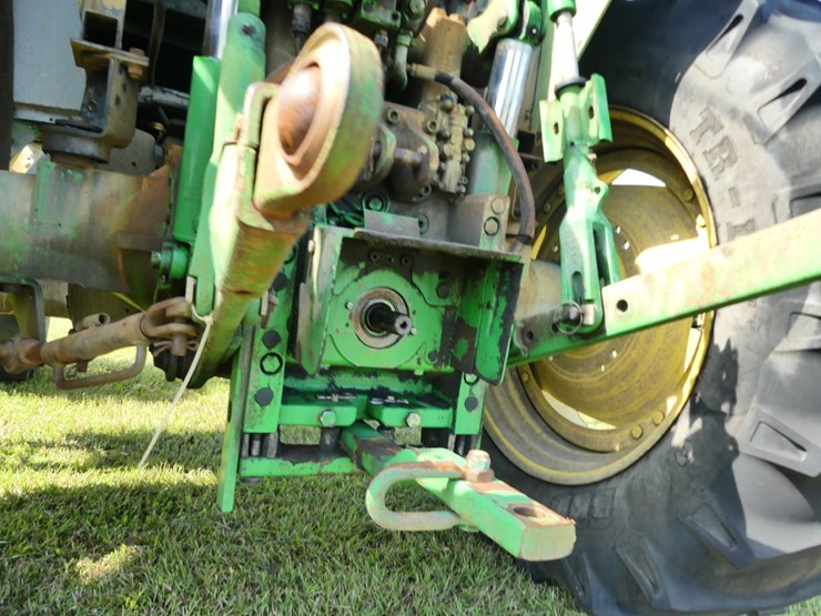 john-deere-6715-image-7