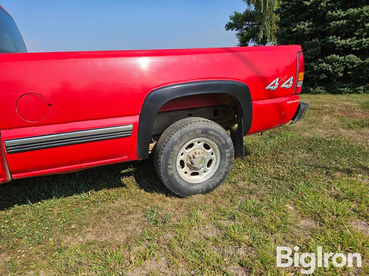 1999-chevrolet-k2500-image-15