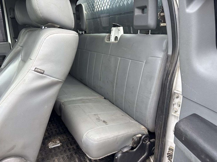 2015-ford-f350-image-12