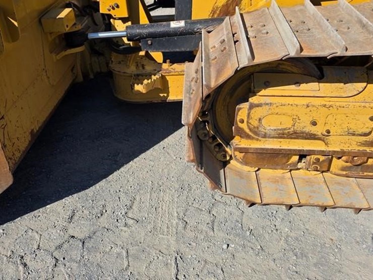 2020-caterpillar-d5k2-lgp-image-8