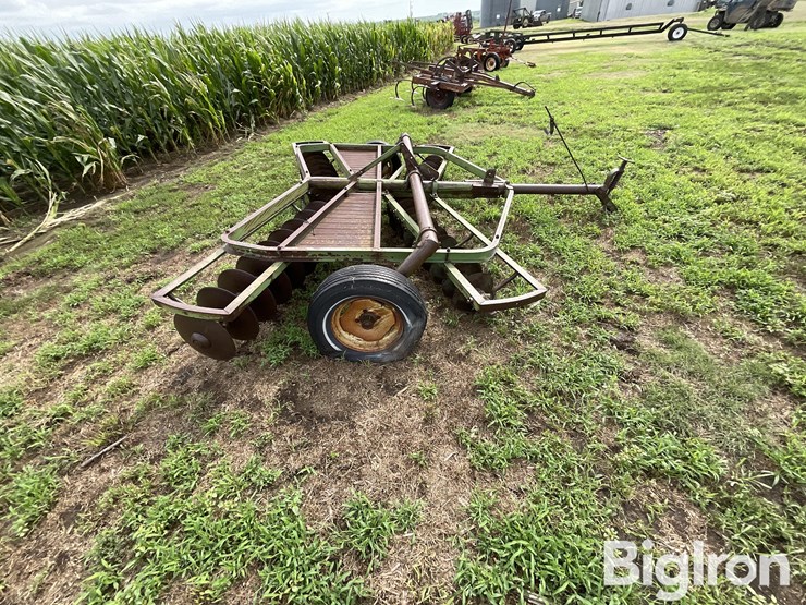 john-deere-12-image-4