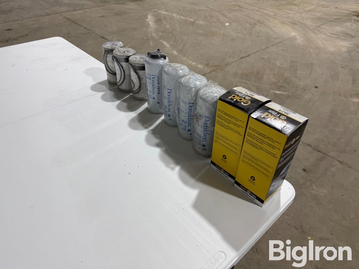 peterbilt-caterpillar-motor-filters-image-5