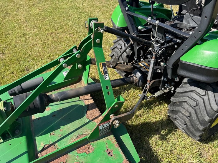 2014-john-deere-1023e-image-57