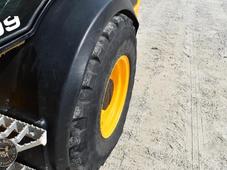 2023-jcb-409-image-33