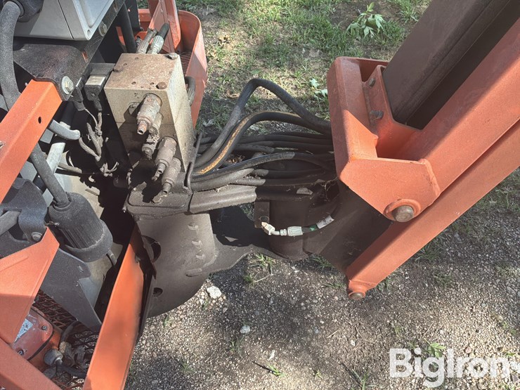 2005-jlg-450aj-image-11