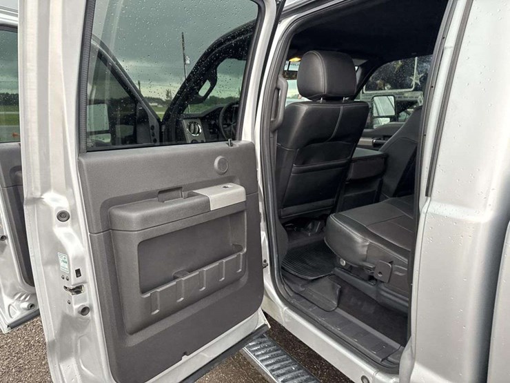 2016-ford-f350-image-17