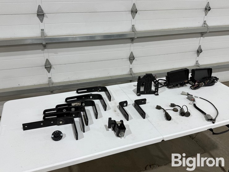 john-deere-cab-mounting-brackets-&-cab-accessories-image-3