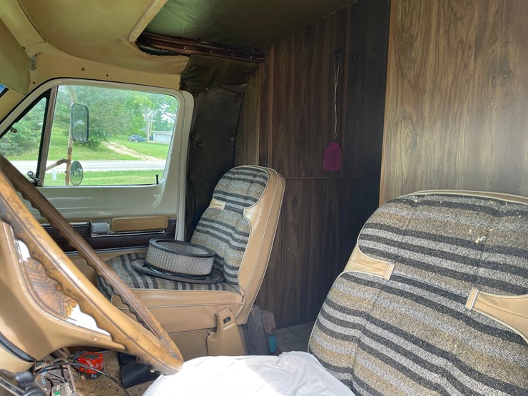 #324-•-1979-jamboree-motorhome-(has-wi-title)-(sun-prairie,-wi)-image-10