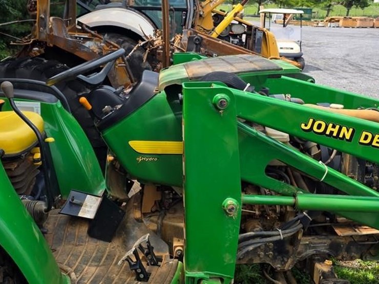 john-deere-4310-image-11