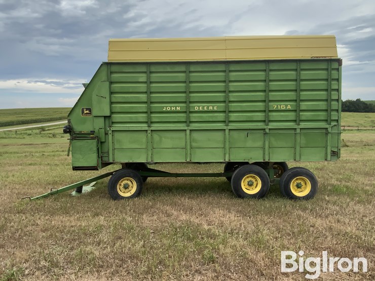john-deere-716a-image-8