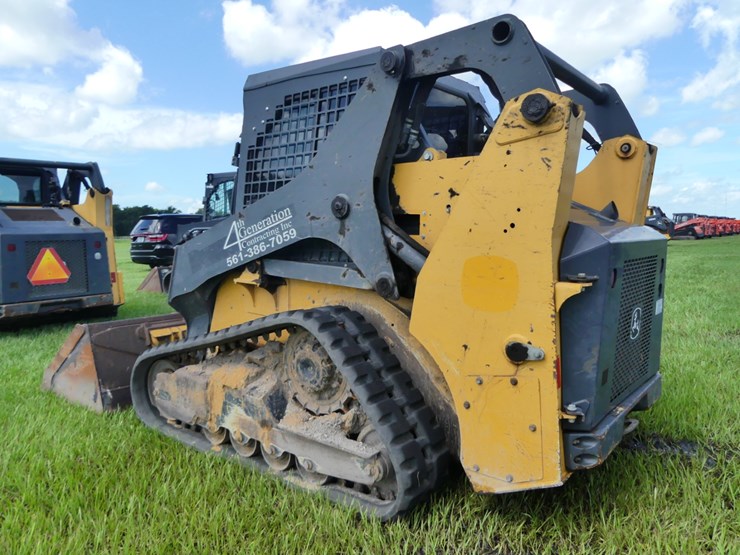 deere-317g-image-4